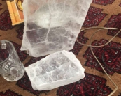透明石膏礦